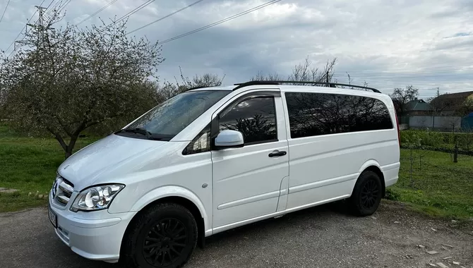 Фото 12 - Mercedes Vito