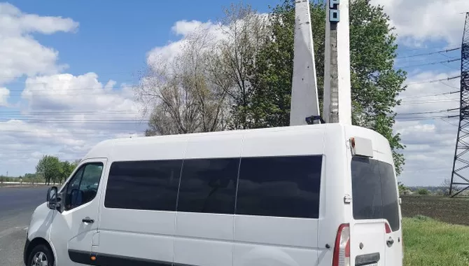 Фото 2 - Nissan NV400