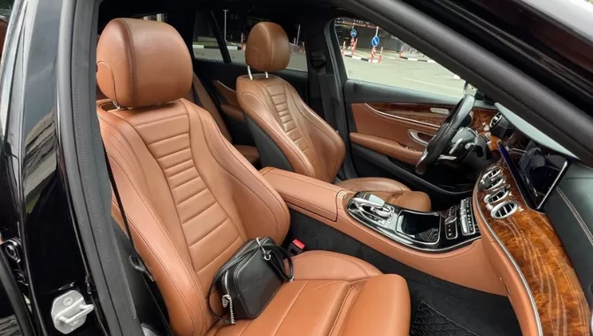Фото 3 - Mercedes E-Class