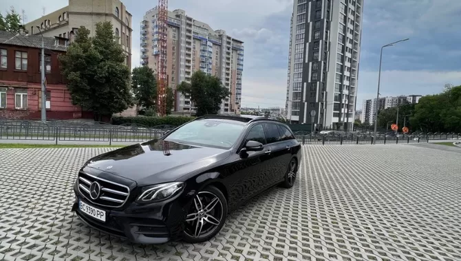 Фото 6 - Mercedes E-Class