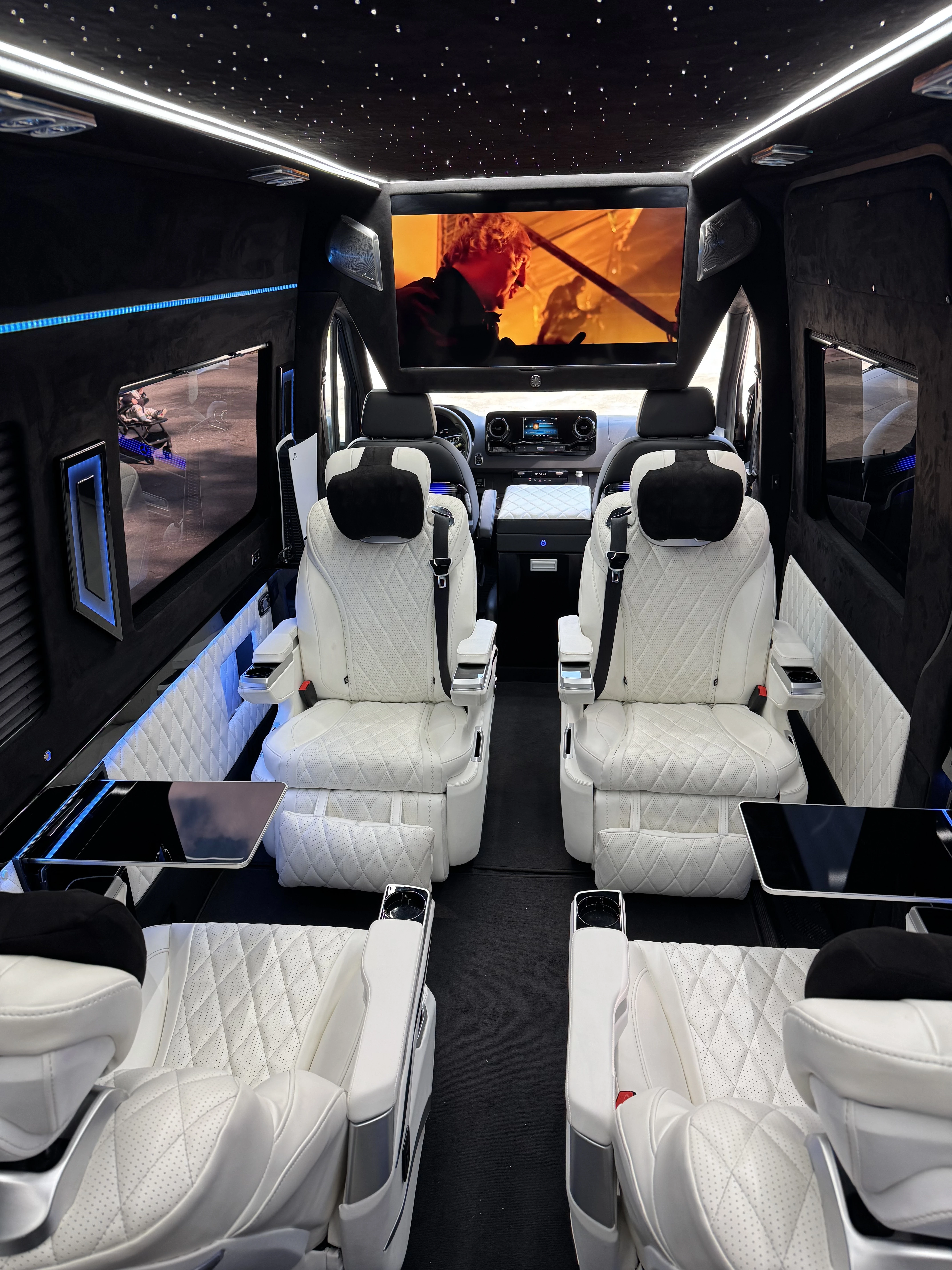 прокат vip мікроавтобуса